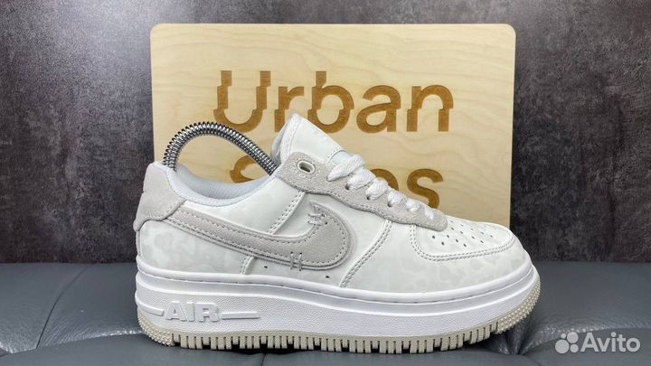 Кроссовки Nike Air Force 1 Женские