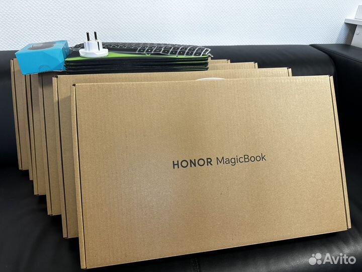 Honor MagicBook X14 Plus Ryzen 7 8845HS/32/1TB