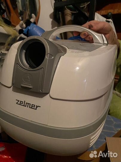 Моющий пылесос zelmer