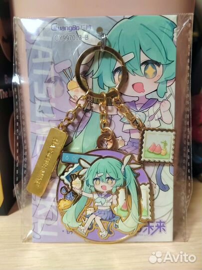 Брелок Мику Хацунэ - мерч аниме