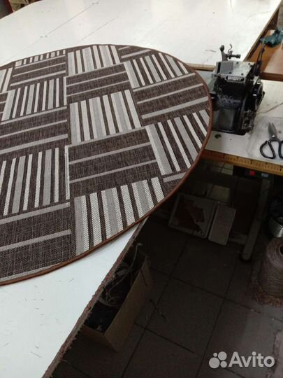 Оверлок ковров, и напольных покрытий