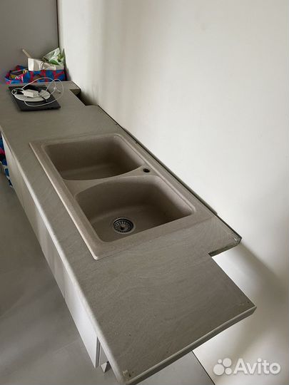 Кухонный шкаф со столешницей и раковиной бу