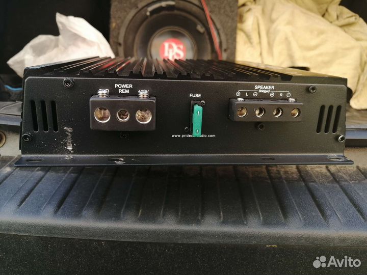 Колонки в авто