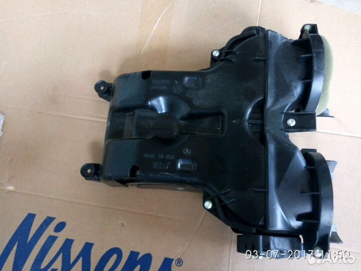 Мерседес Бенц ML 350 164 воздуховод Торпедо центра