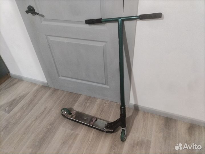 Продам самокат бу