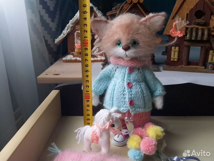 Вязаная игрушка ручной работы