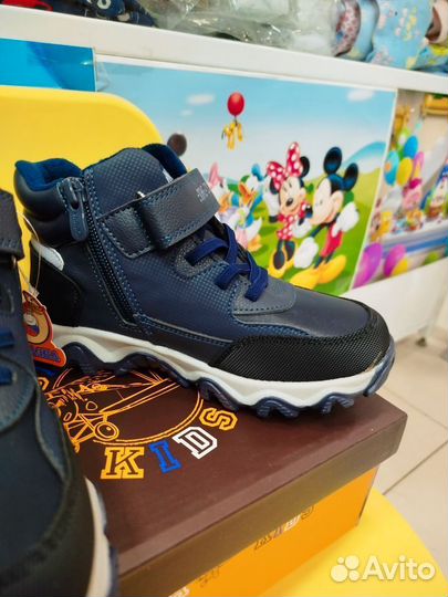 Ботинки Сказка весна размер 27,31,32