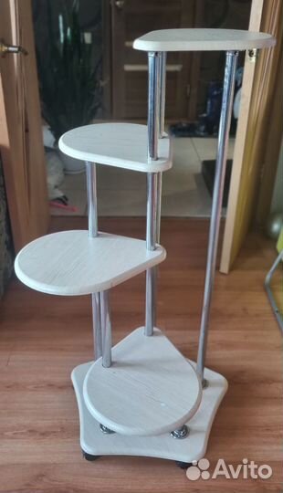 Полка для цветов напольная