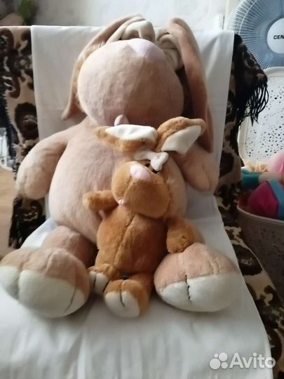 Заяц с зайчонком