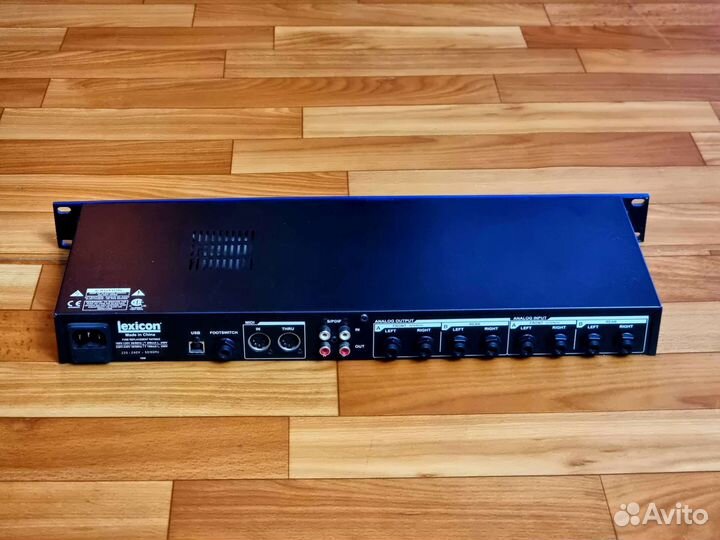 Процессор эффектов Lexicon mx400