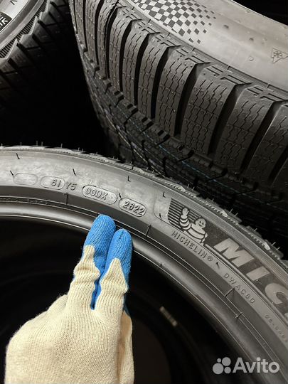 Michelin Pilot Alpin 5 SUV 285/35 R21 и 255/40 R21
