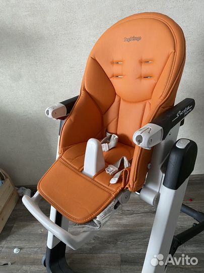 Стульчик peg perego siesta со столиком