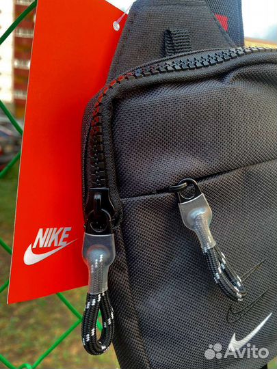 Сумка Nike (+ носки Nike в подарок)