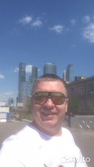 Шиномонтажник