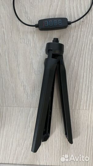 Кольцевая лампа 26 см со штативом