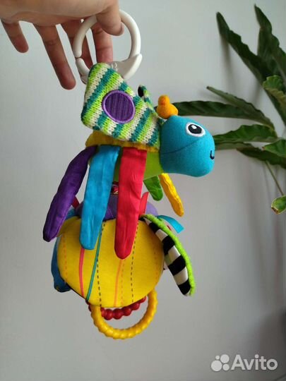 Развивающие игрушки для малышей