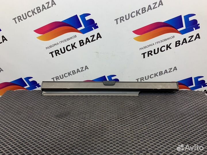 Солнцезащитная шторка боковая левая Daf XF105