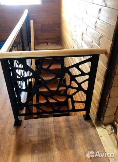 Лестница для загородного дома