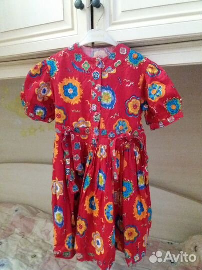 Продам платье для девочки 4-6 лет