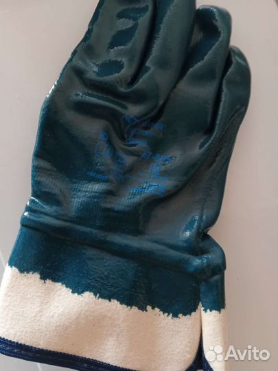 Перчатки защитные