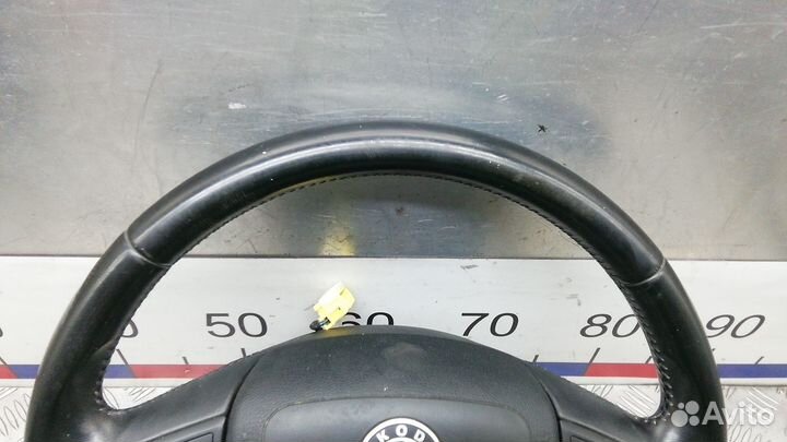 Руль Skoda Octavia 2 (A5) 2009