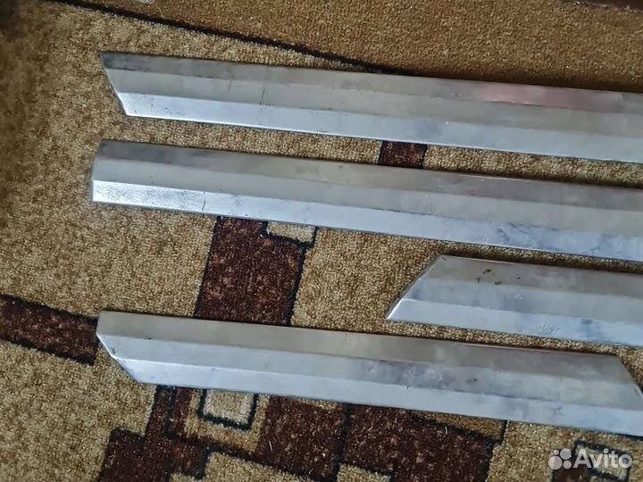 Нижние молдинги газ 21 1 - 2 серия