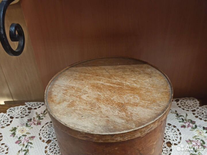 Шляпная коробка