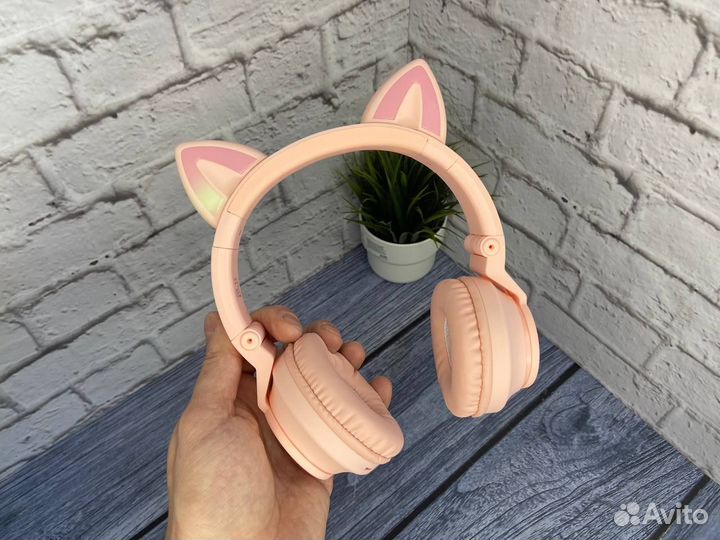 Наушники с ушками RGB Borofone BO18 Розовые