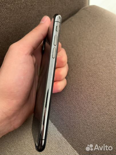 iPhone Xs, 64 ГБ