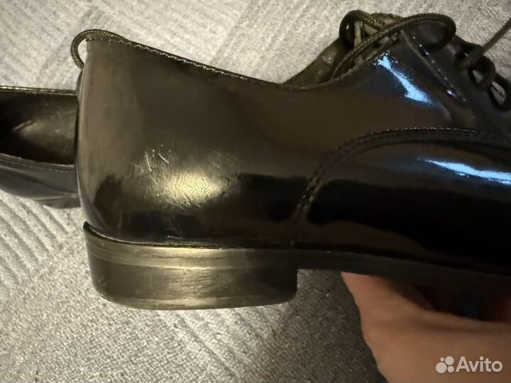 Ботинки лаковые