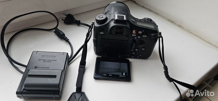 Зеркальный фотоаппарат sony alpha 77m2