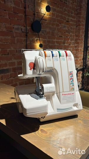 Оверлок Merrylock 005