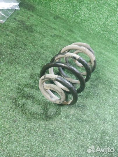 Задняя пружина Renault Symbol 2 K4JA712 2009