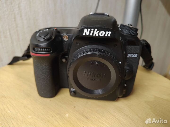 Зеркальный фотоаппарат nikon d7500