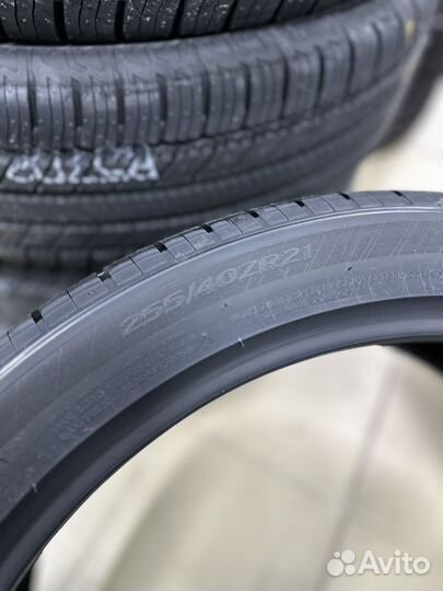 Hankook Ventus S1 Evo3 SUV K127A 255/40 R21 и 285/35 R21 105Y