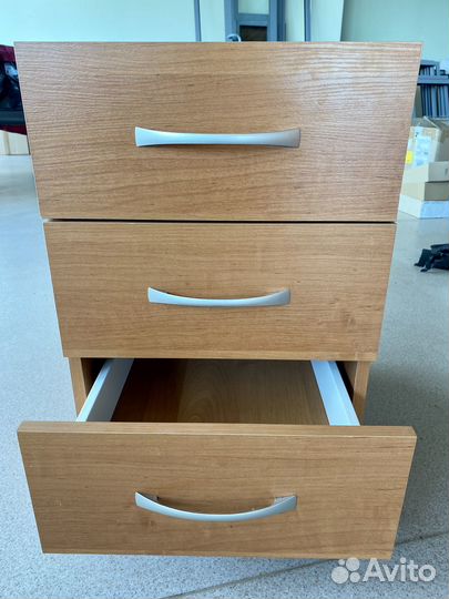 Офисная мебель