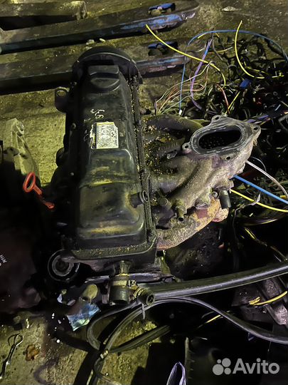 Двигатель мотор Passat b3 Bora 1.8 ABS