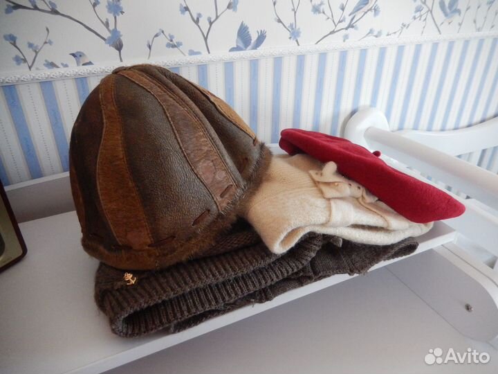 Женские шапки, береты