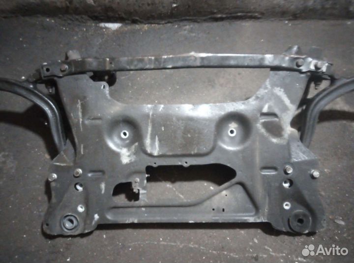 Передний подрамник citroen c5