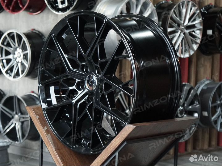 Литые диски HRE R17 для Skoda. Рассрочка