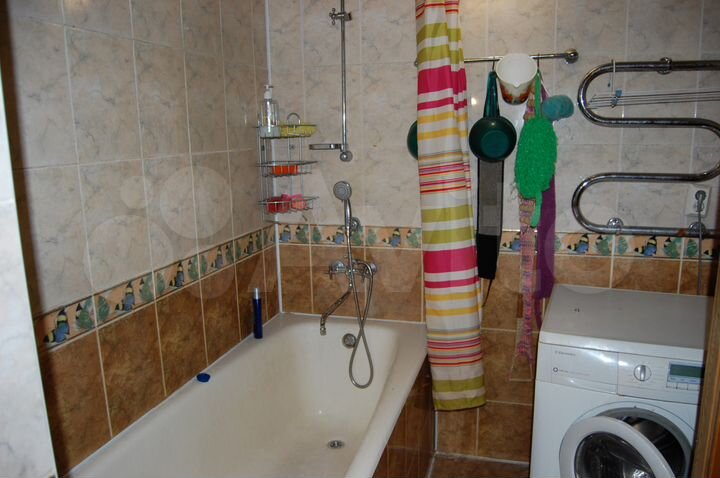 Комната 20 м² в 4-к., 1/6 эт.