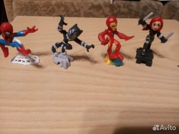 Киндер сюрприз Марвел 2021 и др