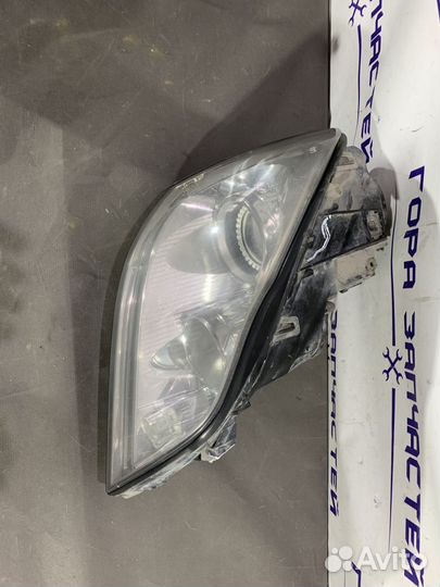 Передняя фара правая Mercedes-Benz GL X164