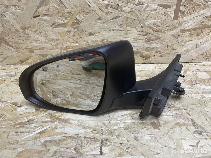 Зеркало заднего вида левое Toyota C-HR
