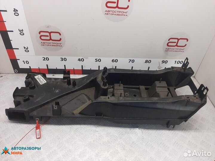 Воздуховод Chrysler Pacifica 2005 04678851AB