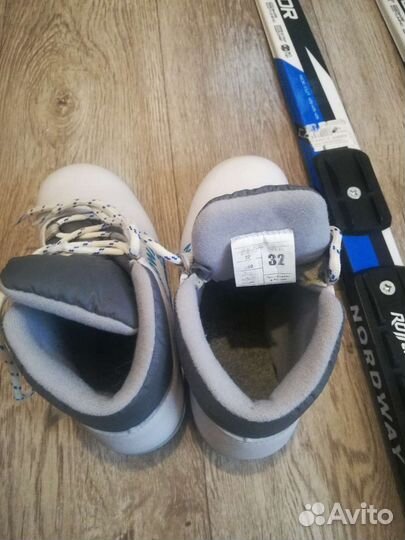 Лыжи, палки, ботинки