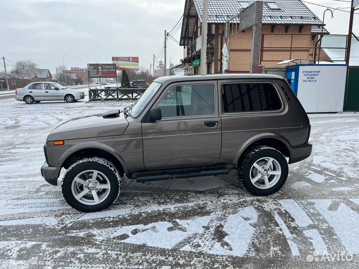 LADA 4x4 (Нива) 1.7 МТ, 2016, 80 000 км