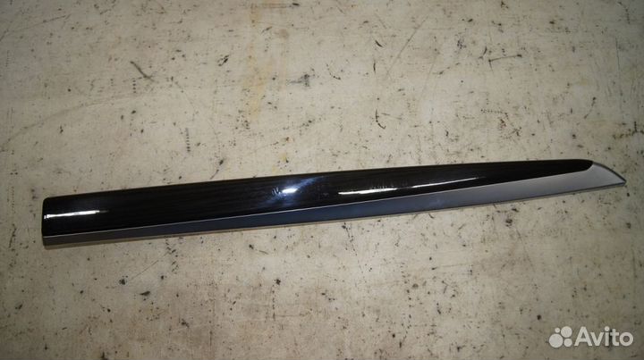 Накладка обшивки двери RR BMW 520i F11