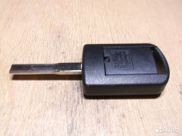 Opel/Vauxhall Corsa/ Combo/ Meriva/ Tigra чип ключ