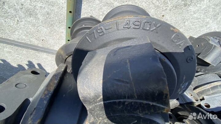 Каток опорный CAT 179-1490